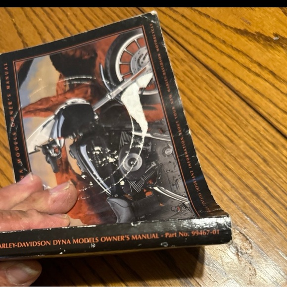 2001 Harley Davidson, DYNA model owners manual - Picture 4 of 7